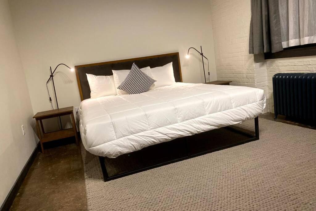 3E-*New* Apartment -5 Min From Downtown, Sleeps 4 Pittsburgh Eksteriør billede